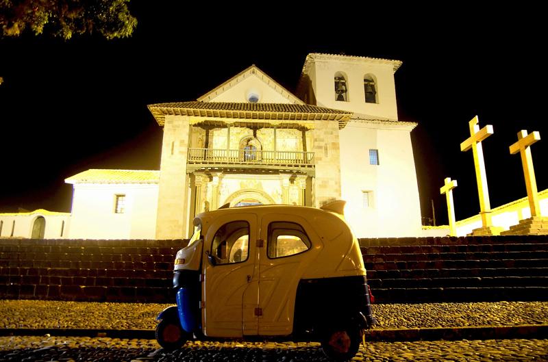 Iglesia San Pedro Andahuaylillas.jpg